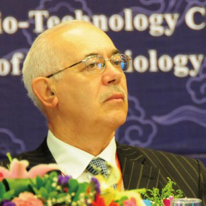 Solomon Wasser, medicinal mushrooms researcher portrait